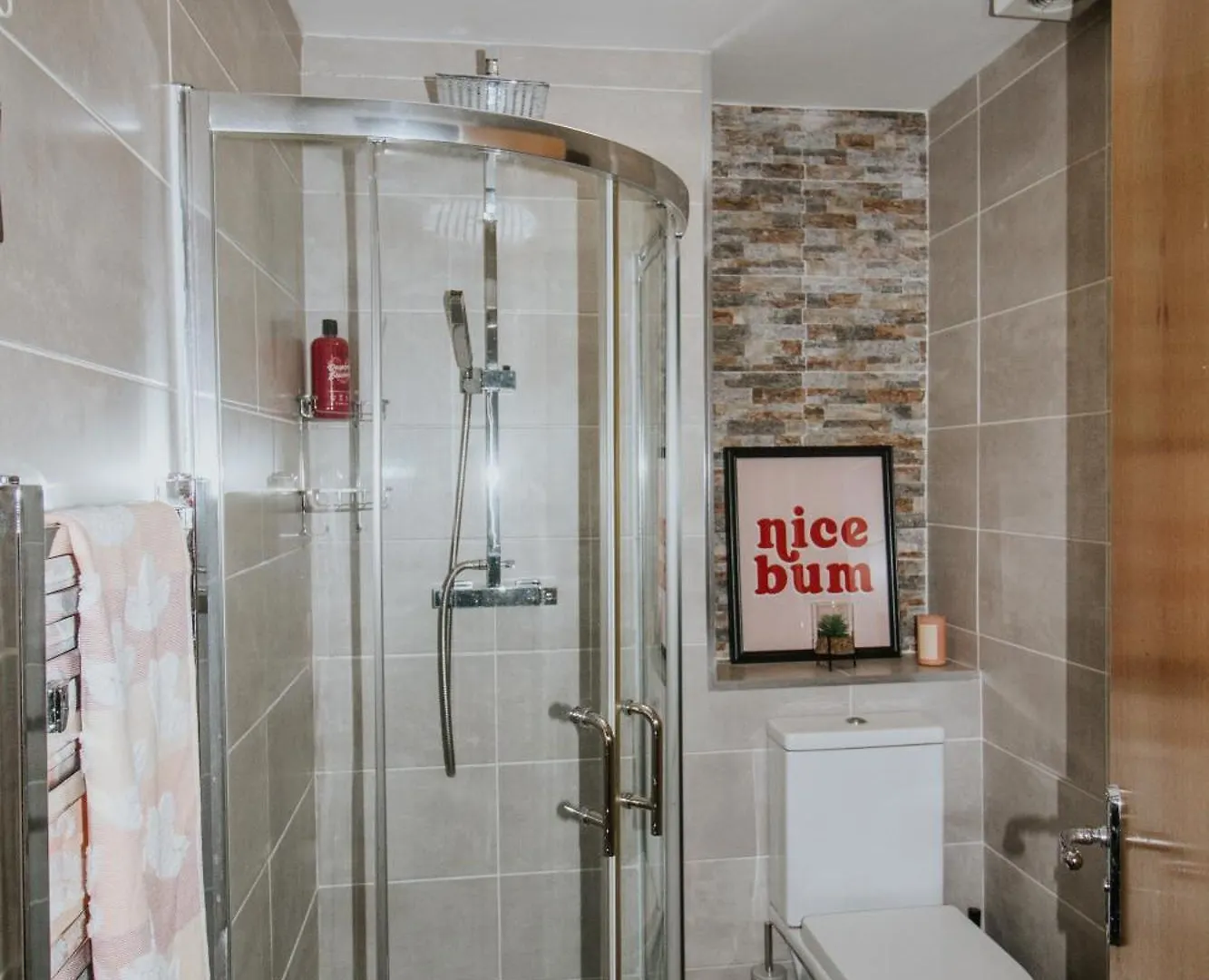Whitehall Square Apartments- Queen'S Quarters Belfast Birleşik Krallık