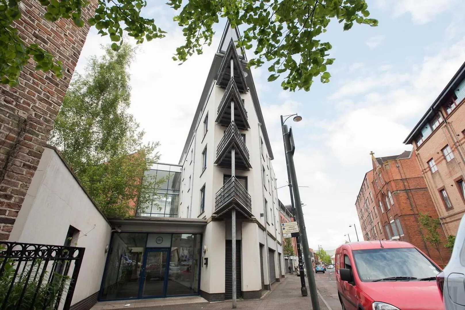 Whitehall Square Apartments- Queen'S Quarters Belfast