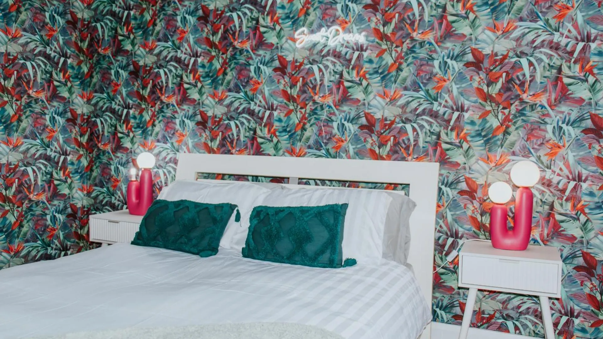 Whitehall Square Apartments- Queen'S Quarters Belfast Lejlighed